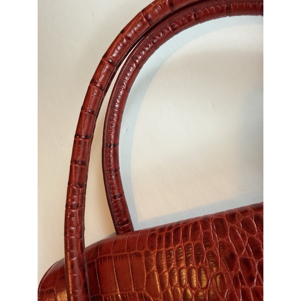 Antonio Melani Y2K Vintage Red Leather Croc Embossed Buckle Satchel Handbag - Picture 9 of 11